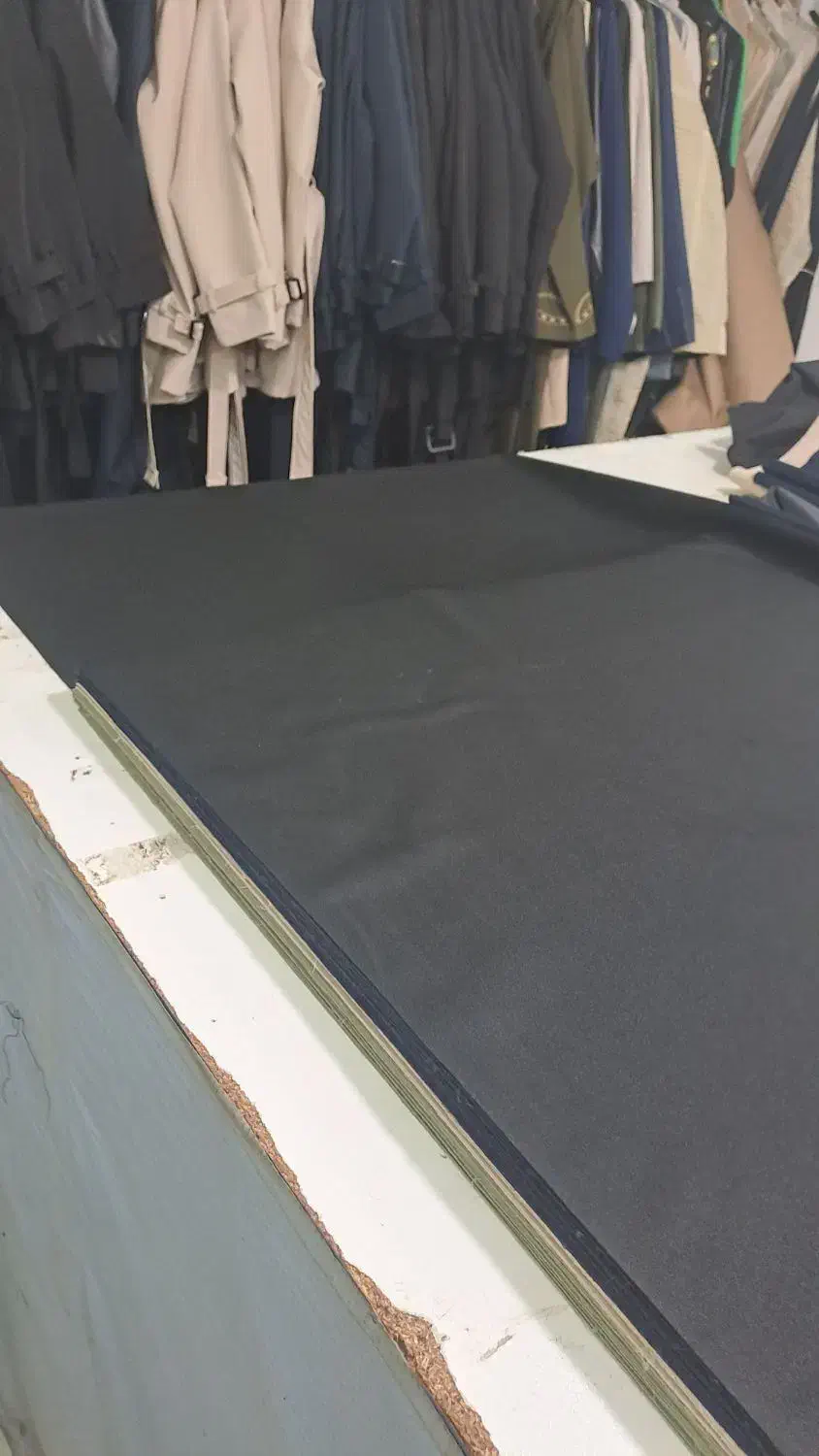 یک خیاط ماهر و دکمه مادگی زن|استخدام صنعتی، فنی، مهندسی|رشت, بازار|دیوار