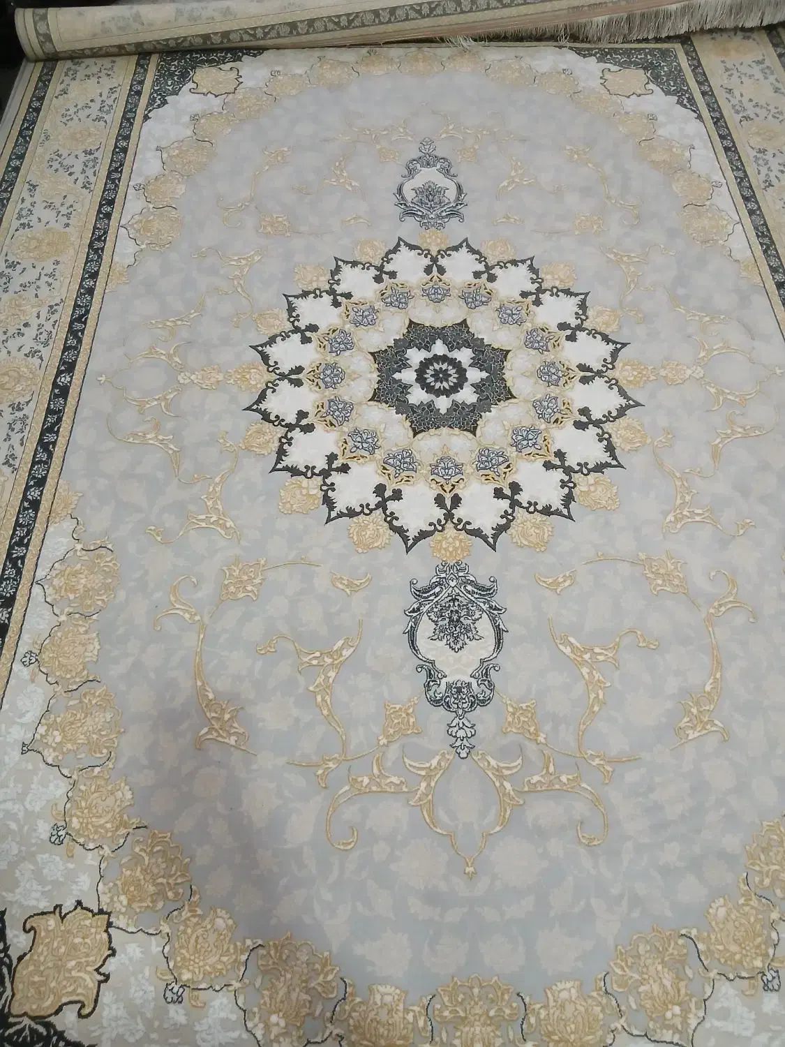 فرش نونو|فرش|قدس, شهر‌قدس|دیوار