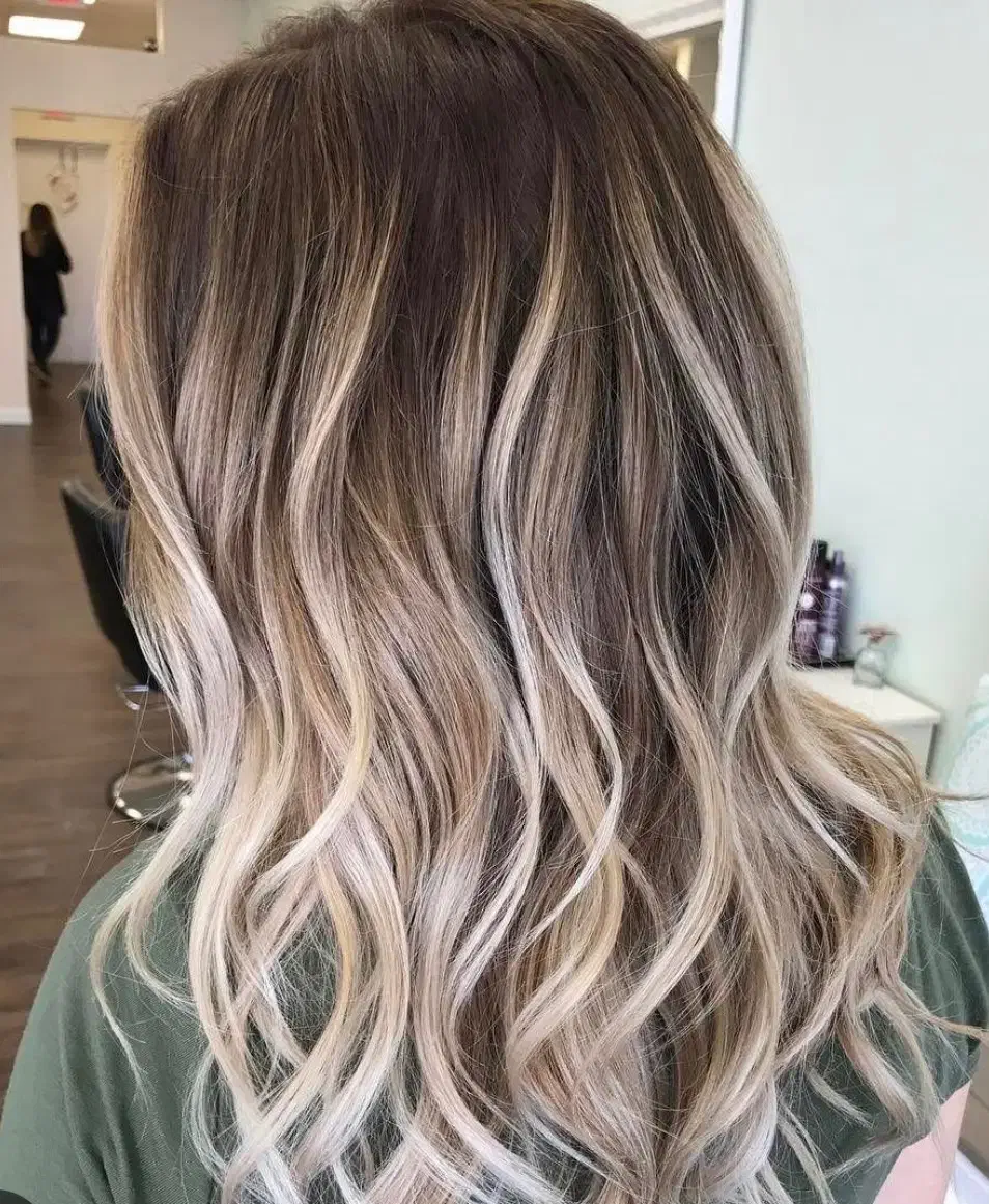 ناخن کار و رنگ و مش|آرایشگاه و سالنهای زیبایی|تهران, زعفرانیه|دیوار