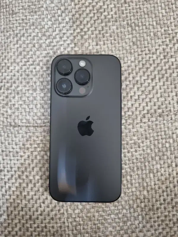 iPhone 14 pro ریجستر شده|موبایل|پرند, فاز ۶|دیوار