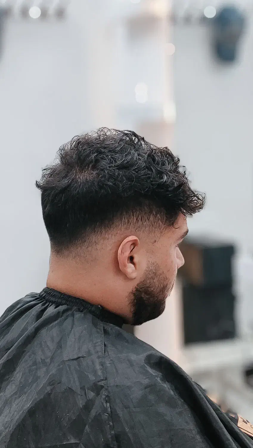 ارایشگ صیار|آرایشی، بهداشتی، درمانی|اقلید, |دیوار