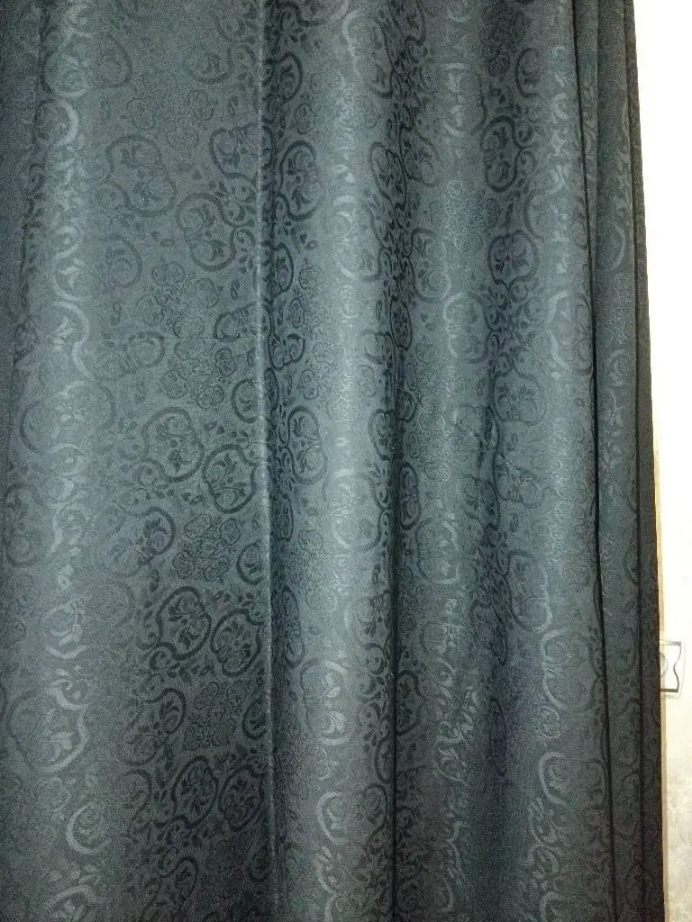 چادر مشکی|لباس|تهران, آبشار|دیوار