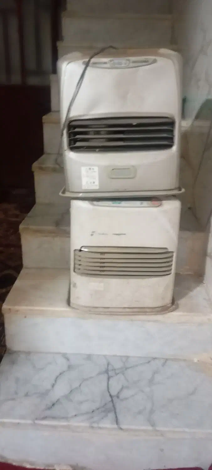 سه عدد بخاری برقی و نفتی|بخاری، هیتر، شومینه|خاش, |دیوار