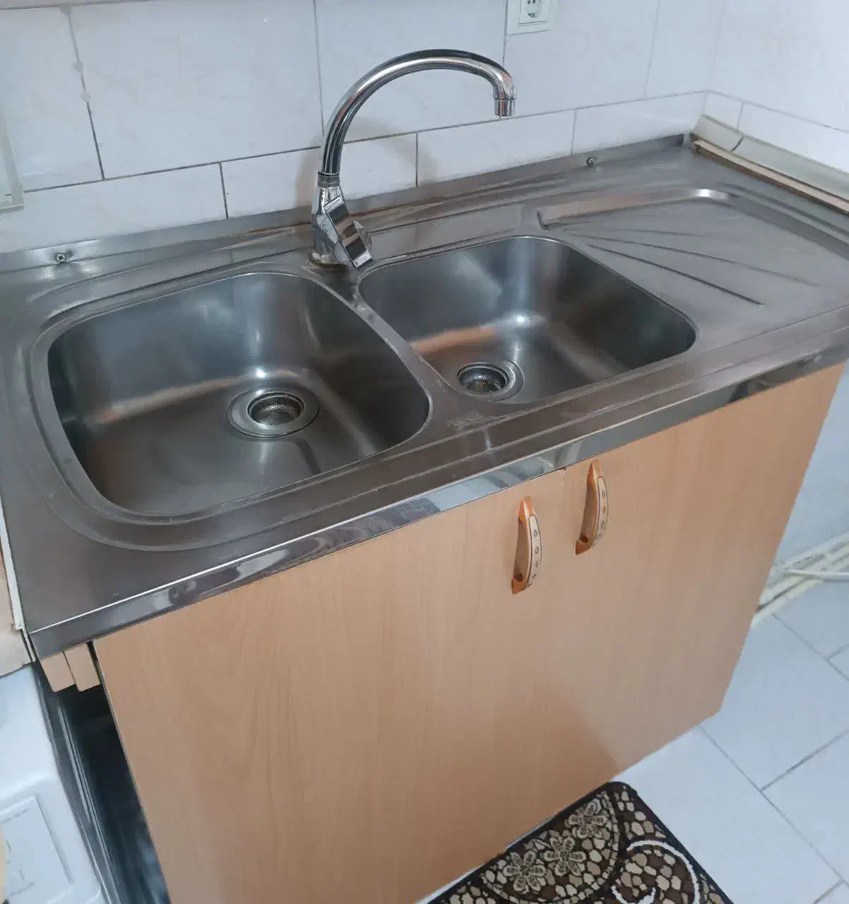 سینک همراه با کابینت و شیر|مصالح و تجهیزات ساختمان|تبریز, |دیوار