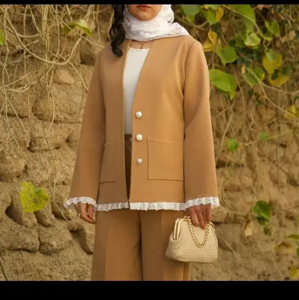 تعداد زیادی مانتو.کت و شلوار.ست.سرافن و کت.کراپ|لباس|بوشهر, |دیوار