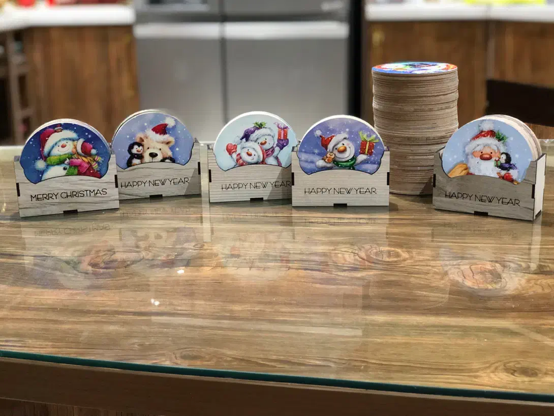 زیر لیوانی با طرح‌های کریسمس|ظروف سرو و پذیرایی|تهران, مجیدیه|دیوار