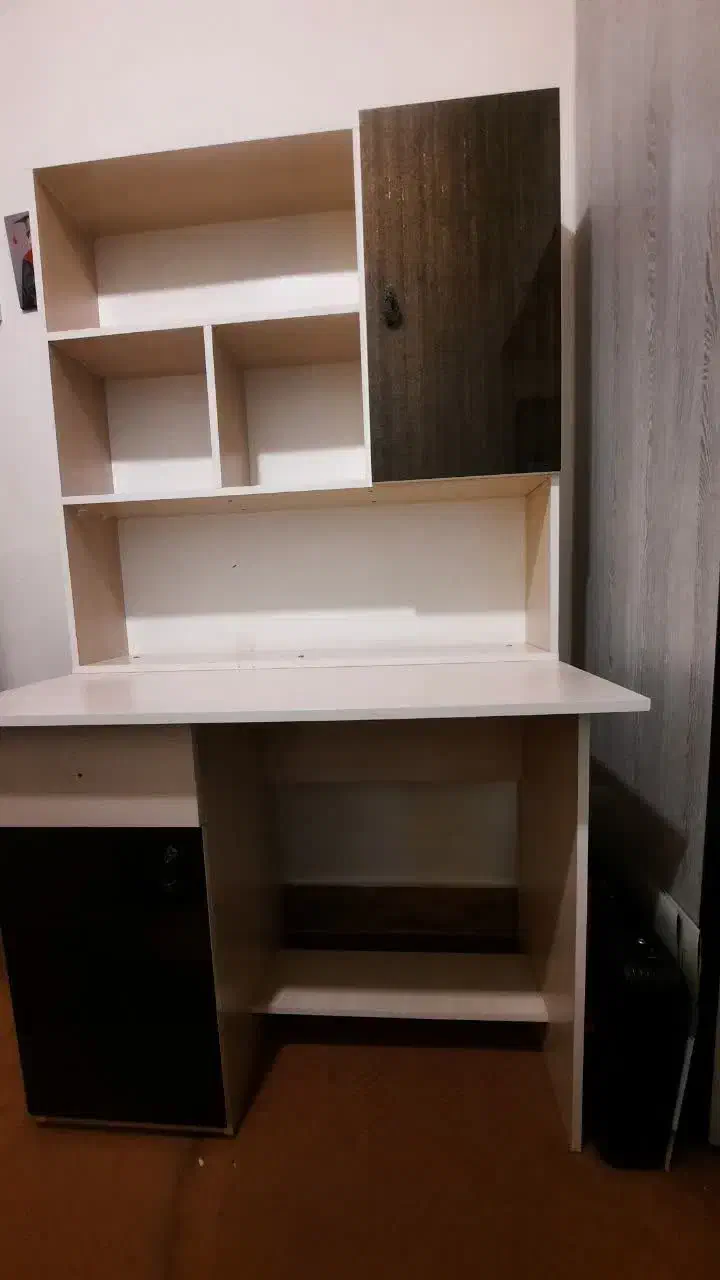 میز تحریر|میز تحریر و کامپیوتر|مشهد, گلبرگ|دیوار