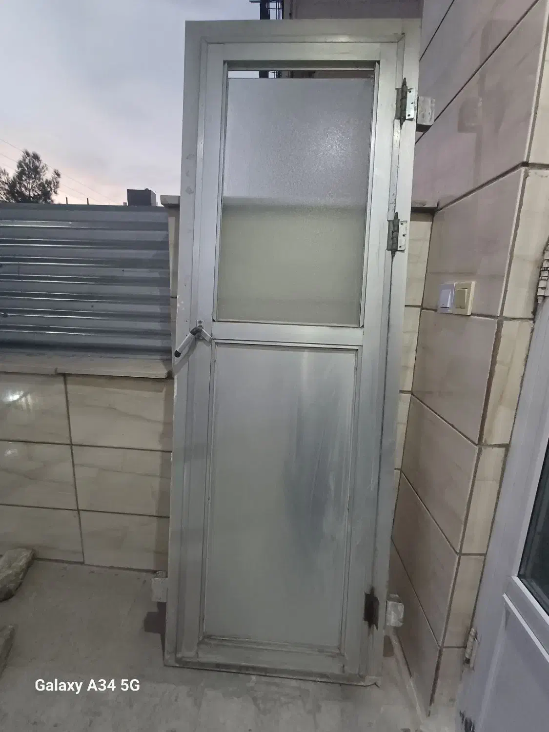 درب المینیوم|مصالح و تجهیزات ساختمان|مشهد, هنرور|دیوار