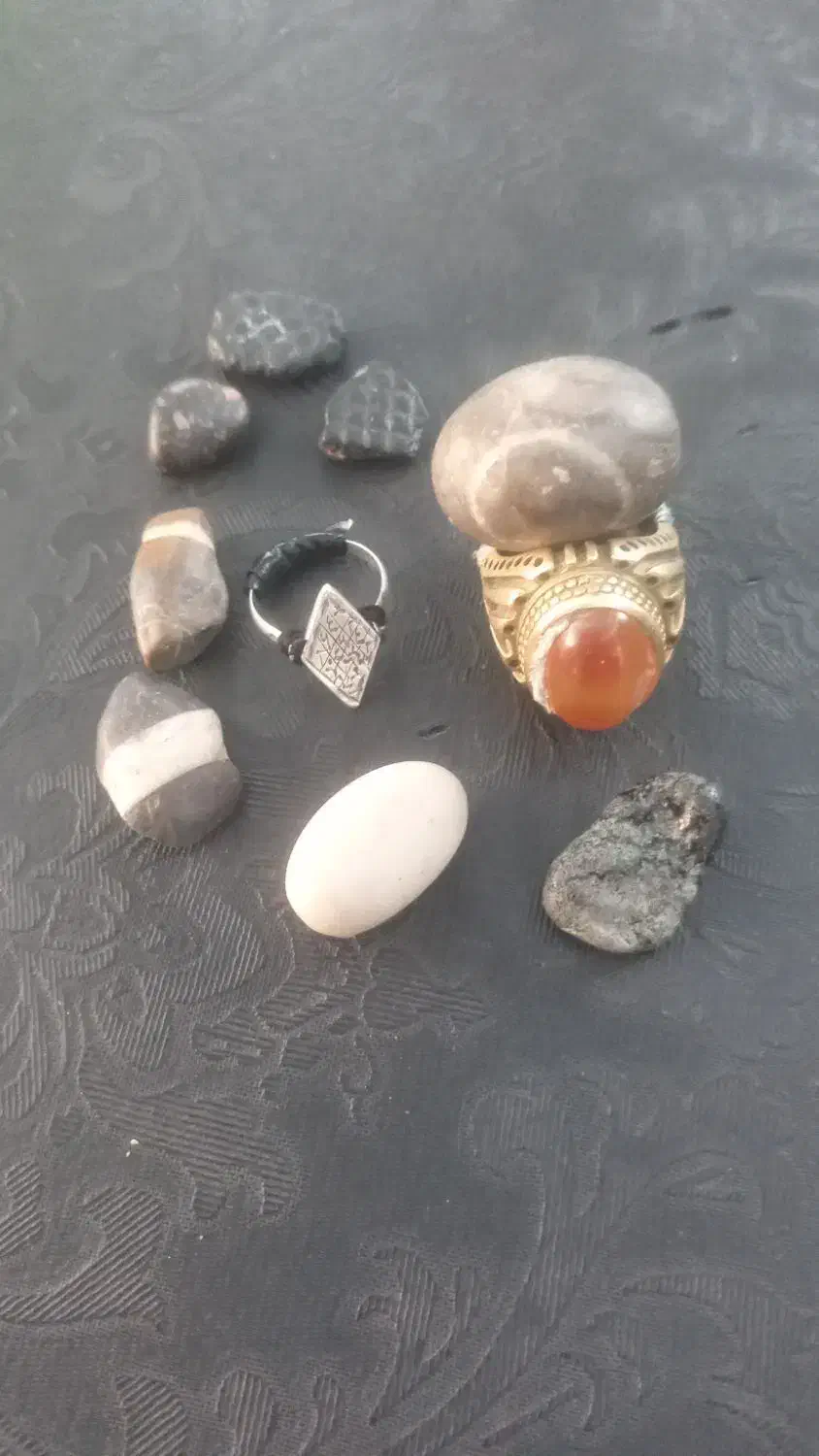 سنگ|کلکسیون اشیاء عتیقه|کیش, |دیوار