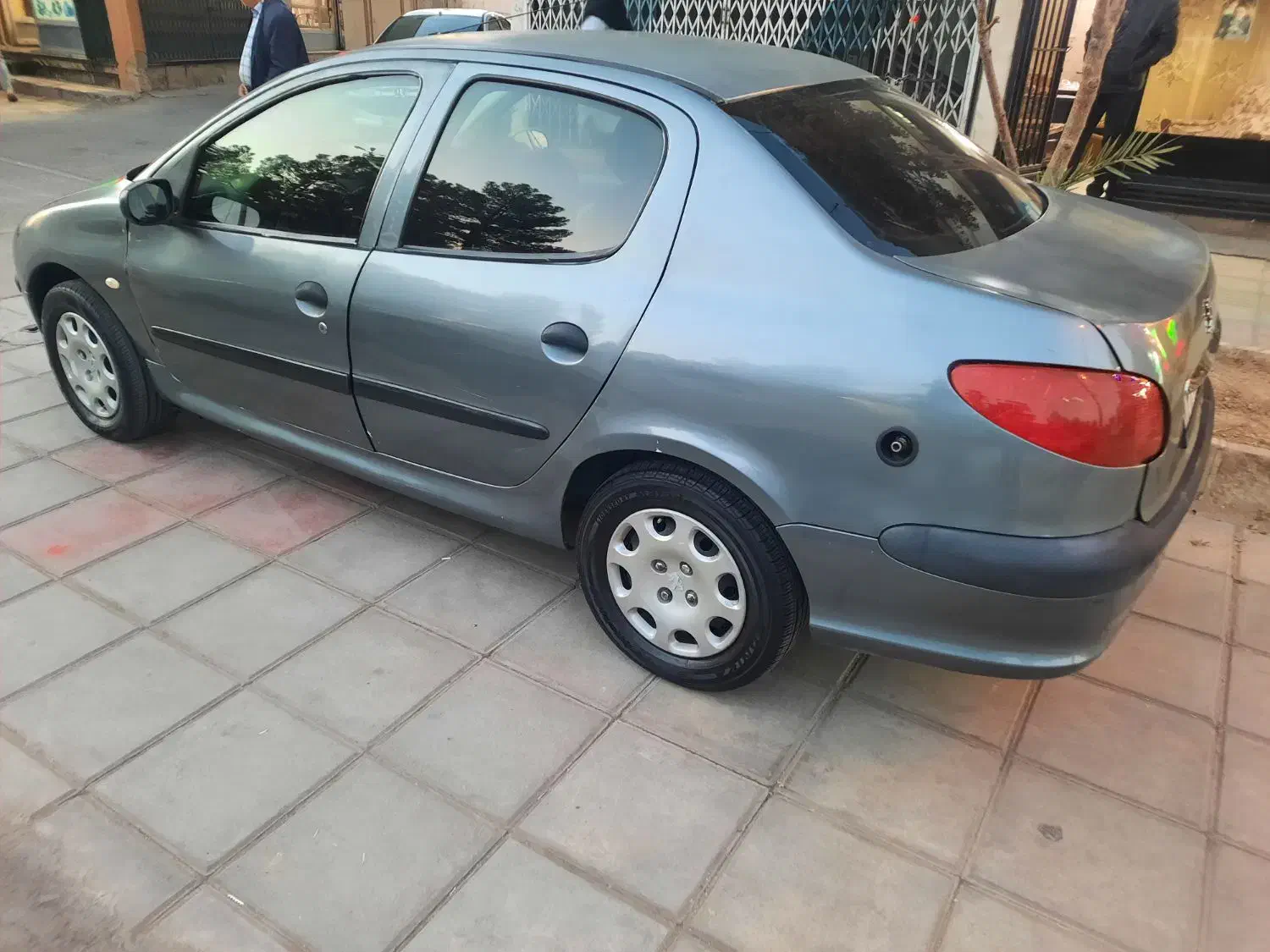 ۲۰۶صندوقدار ۸۷ موتور tu5|خودرو سواری و وانت|قم, نخودی|دیوار