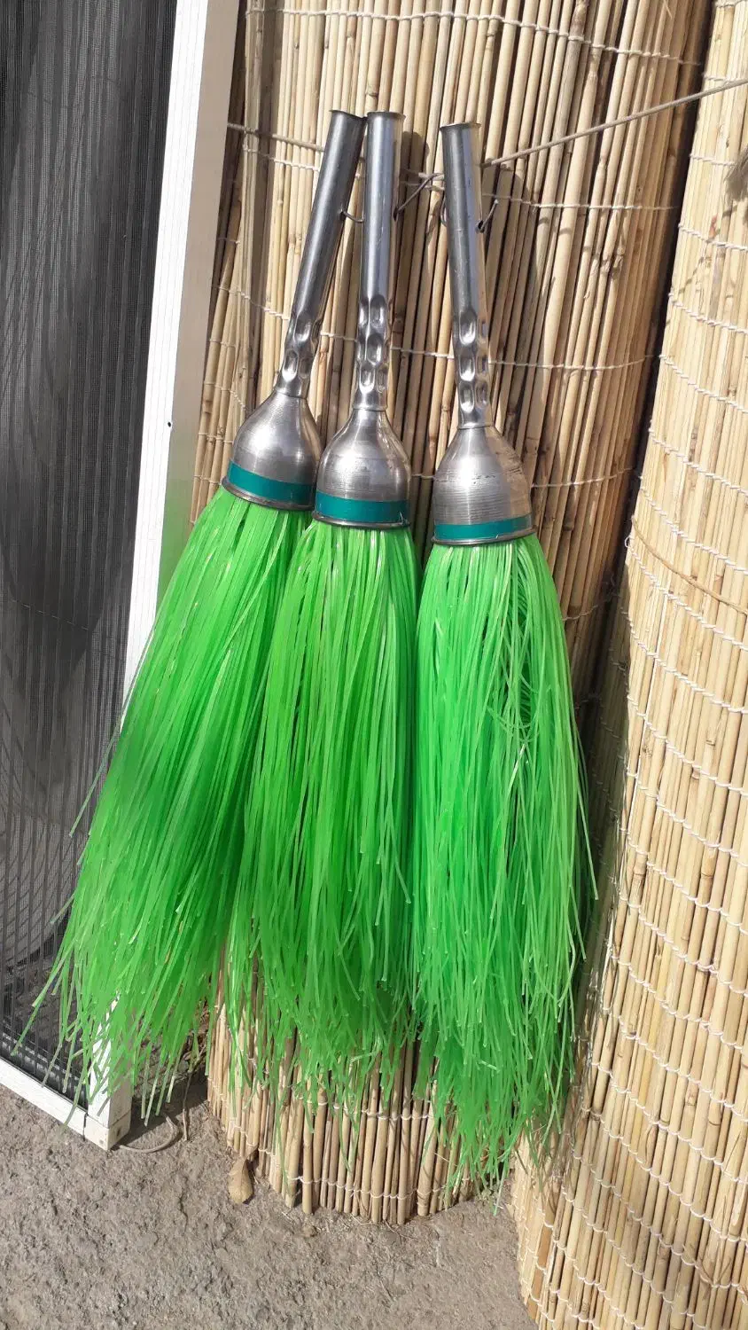 جارو سوفوری و پلاستیکی|لوازم نظافت|قزوین, |دیوار