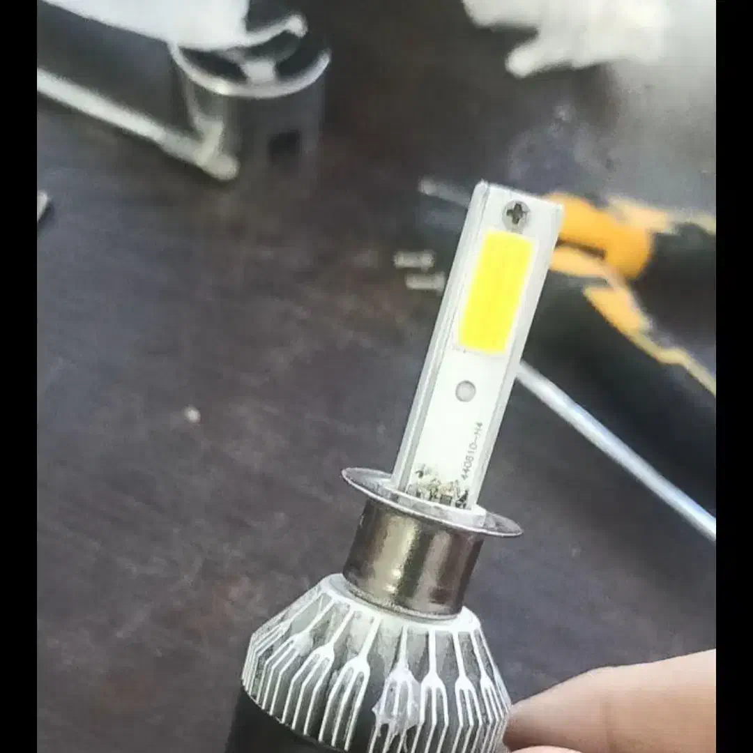 فروش تعمیر چراغ هدلایت و لامپ کم مصرف|لامپ و چراغ|شیراز, مسلم|دیوار