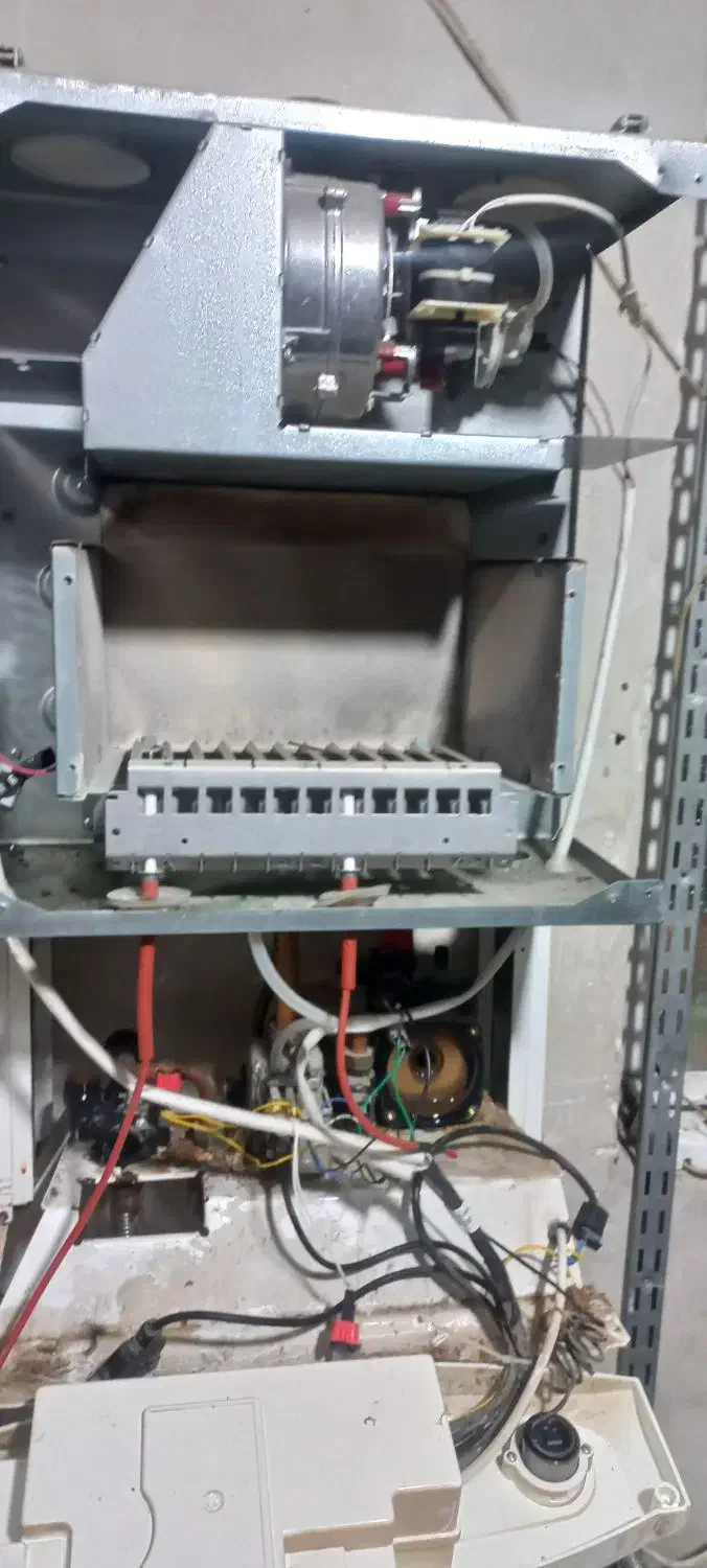 تعمیرکار پکیج تعمیرات پکیج دیواری|خدمات پیشه و مهارت|ساری, |دیوار