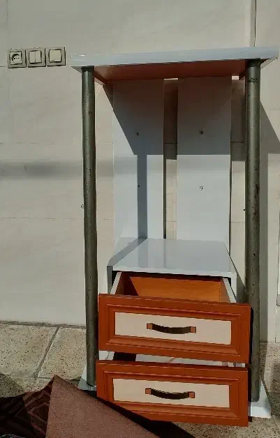 میز دارای دو کشو|میز تحریر و کامپیوتر|مرودشت, ژیان|دیوار