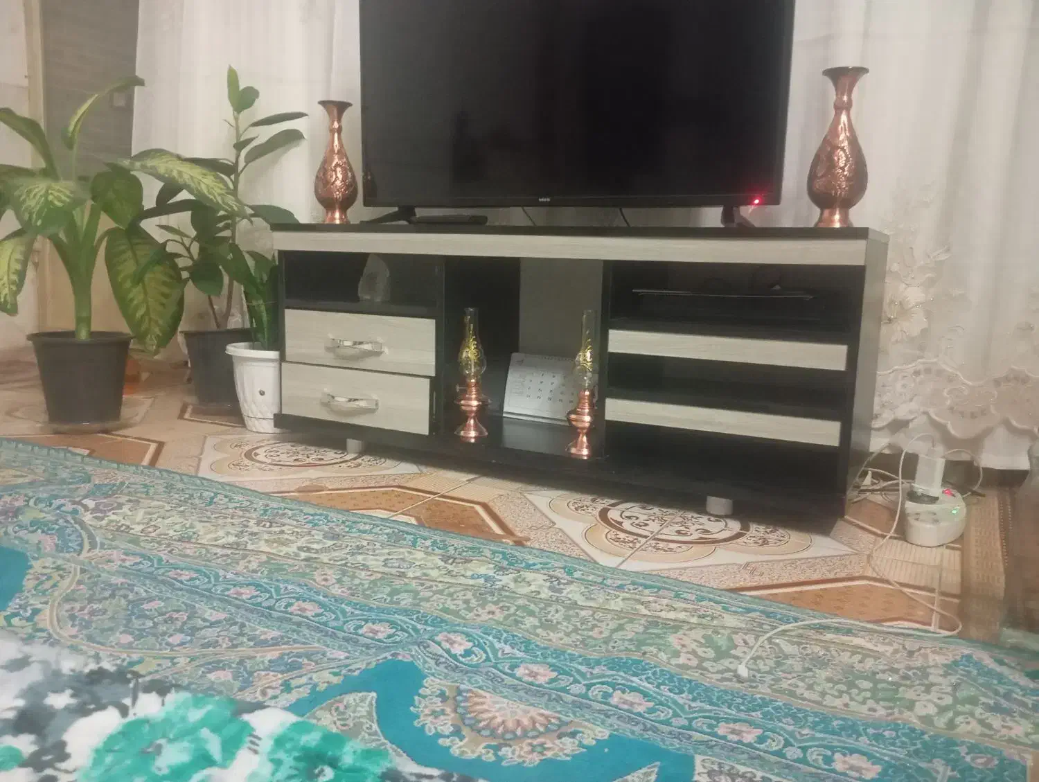 مبلمان|مبلمان خانگی و میز عسلی|خمینی‌شهر, |دیوار