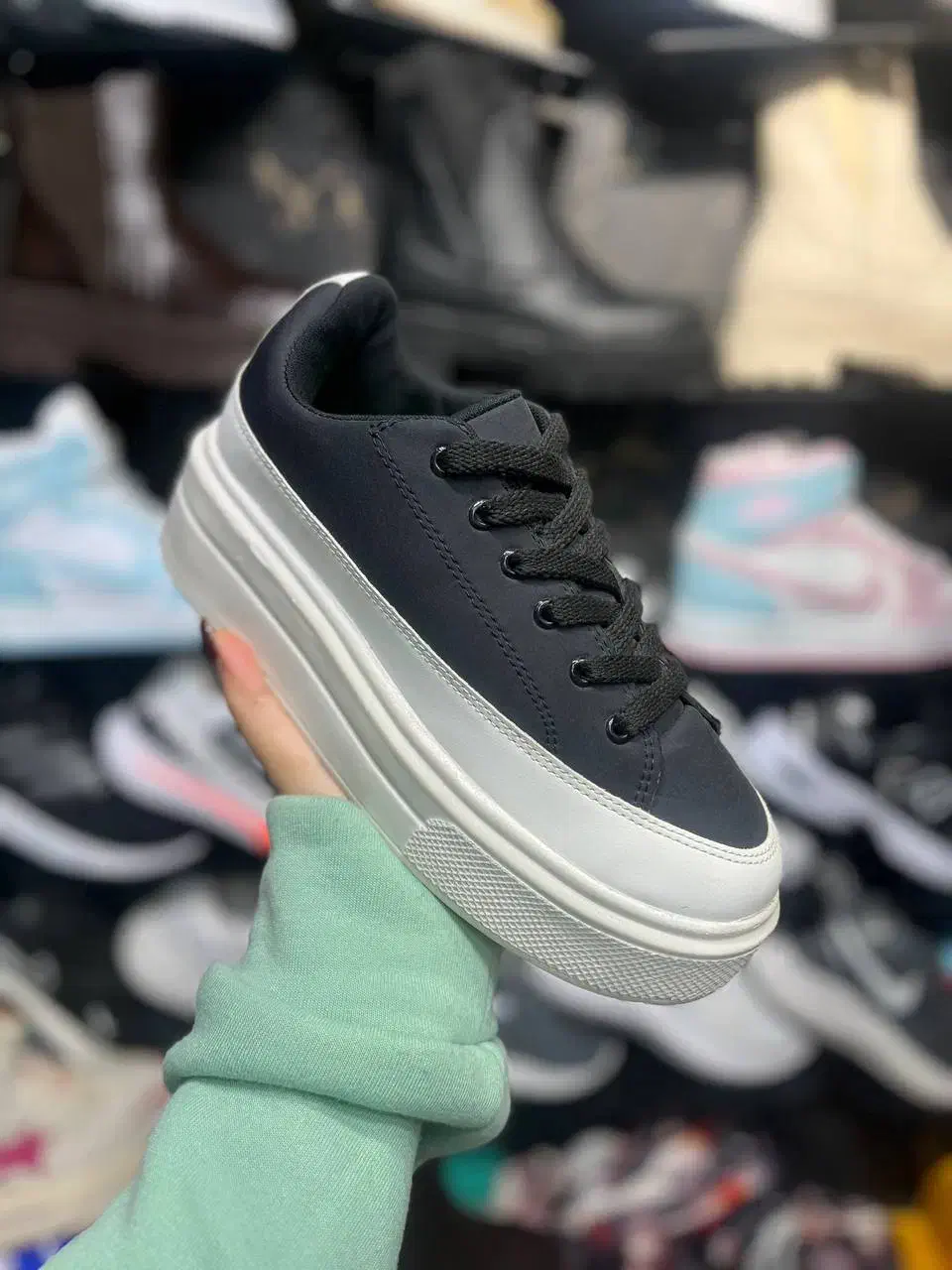 کفش|کیف، کفش، کمربند|مرند, |دیوار