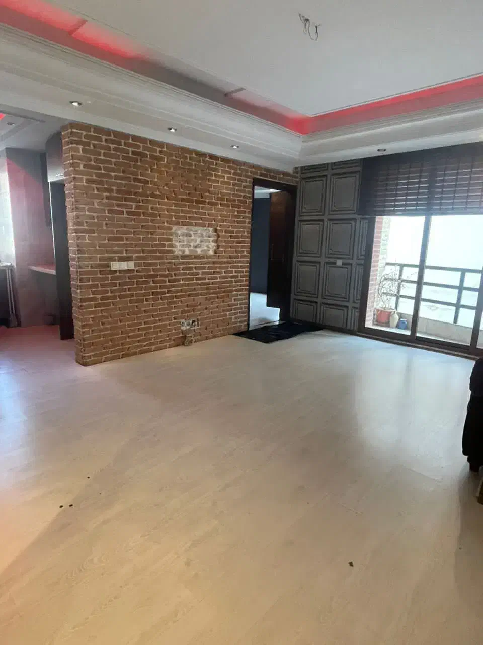 آپارتمان 65متر1خواب مستر (استخر سونا جکوزی (فعال)