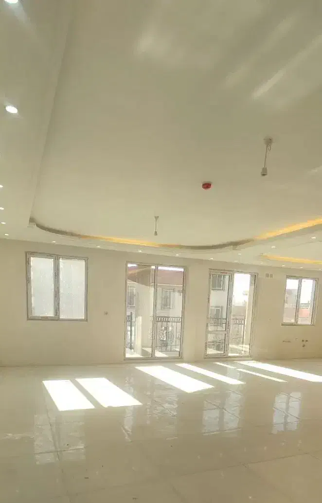 آپارتمان تک واحدی 130متر فاز 8 اندیشه سه خواب|فروش آپارتمان|بروجرد, |دیوار