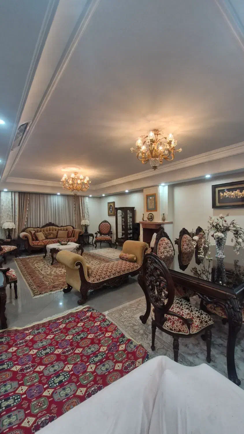 143متر 3 خواب شکیل/3 تا واحد/بالکن، دسترسی مترو