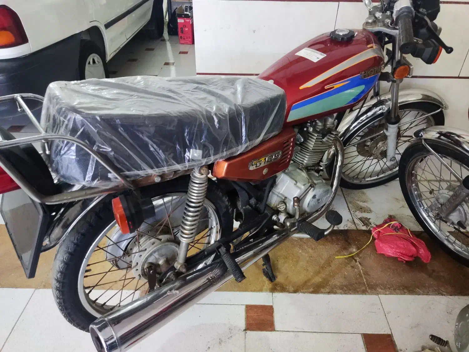 موتورسیکلت صفر در حد خشک|موتورسیکلت|هرسین, |دیوار