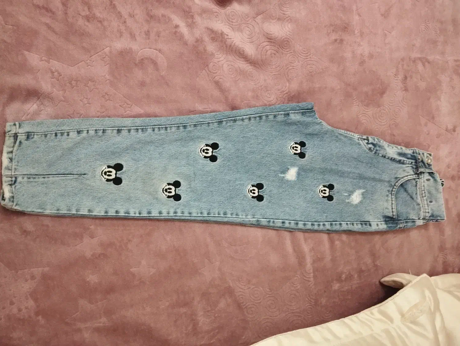 شلوار جین|لباس|هشتگرد, فاز ۱ مهستان|دیوار