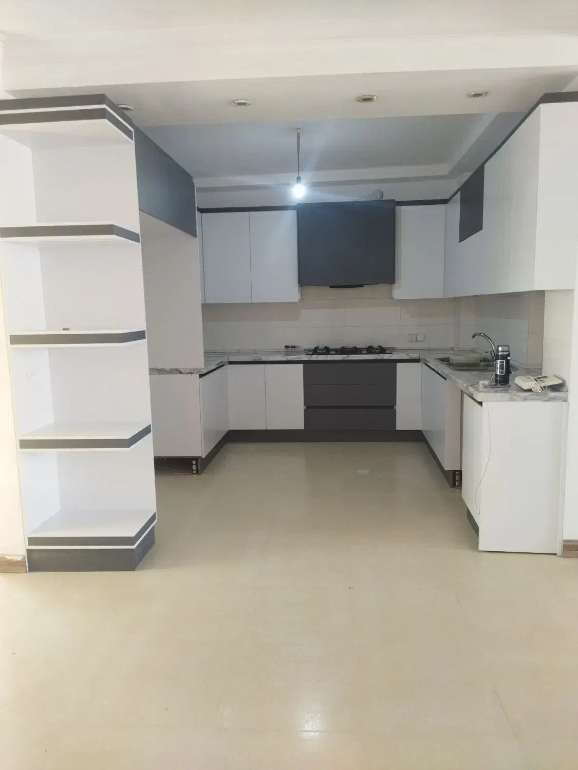 فروش آپارتمان طبقه ی چهارم،چهار واحدی|فروش آپارتمان|شریفآباد, |دیوار