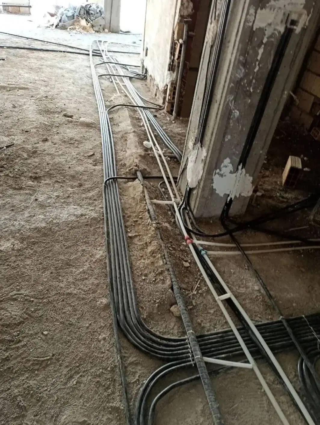 برق کار حرفه ایی ساختمان و تعمیرات|خدمات پیشه و مهارت|خرم‌آباد, |دیوار