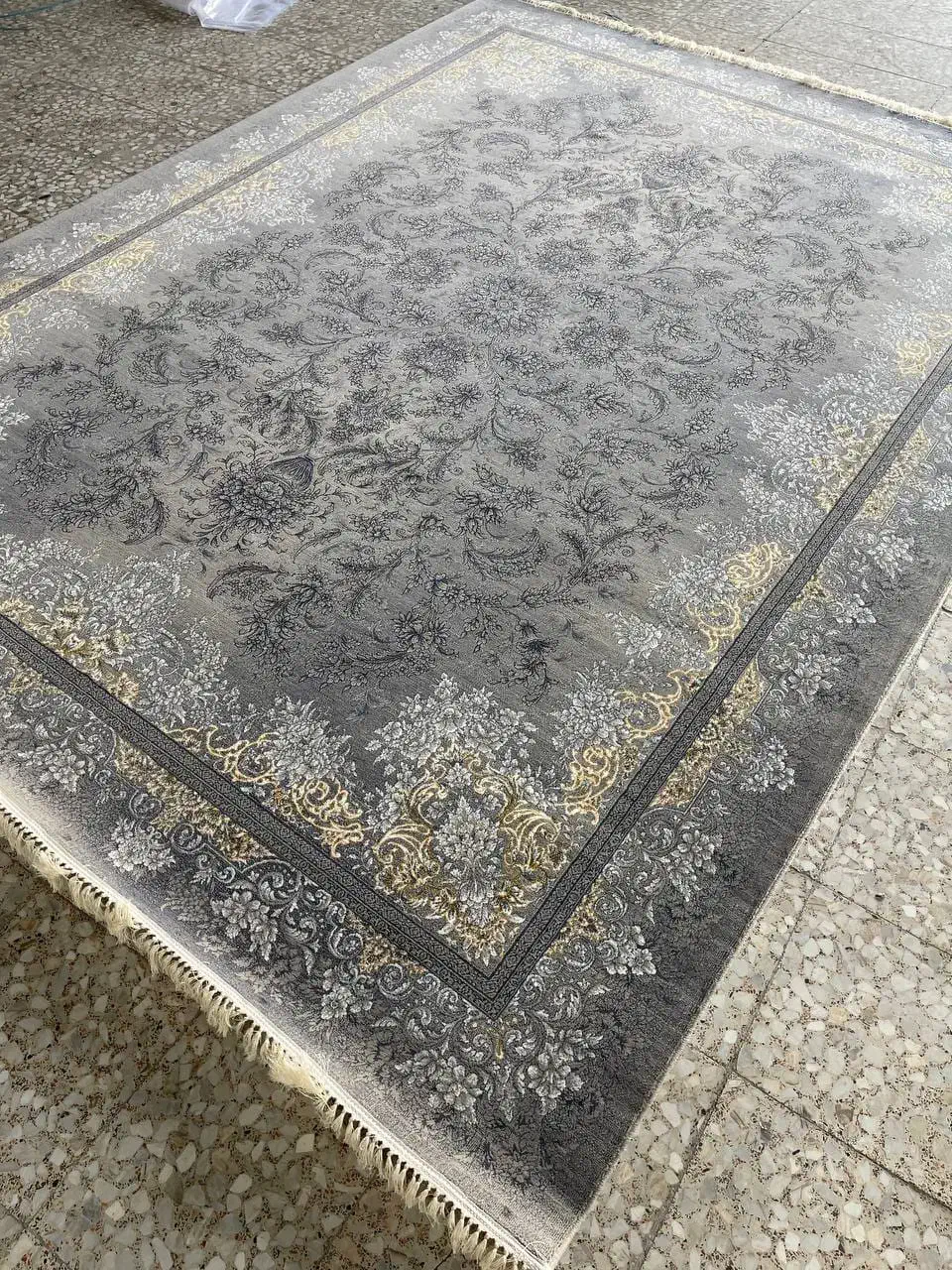 فرش ۷۰۰شانه تراکم ۲۵۵۰با کیفیت|فرش|کازرون, |دیوار