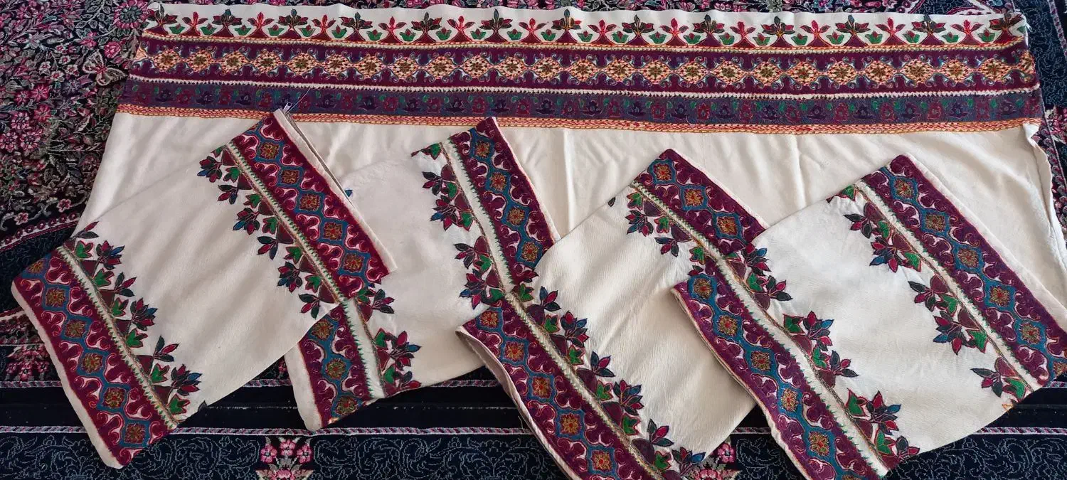 کناره ،متکا کتابی بزرگ، ساعت|صنایع دستی و سایر لوازم تزئینی|رفسنجان, |دیوار