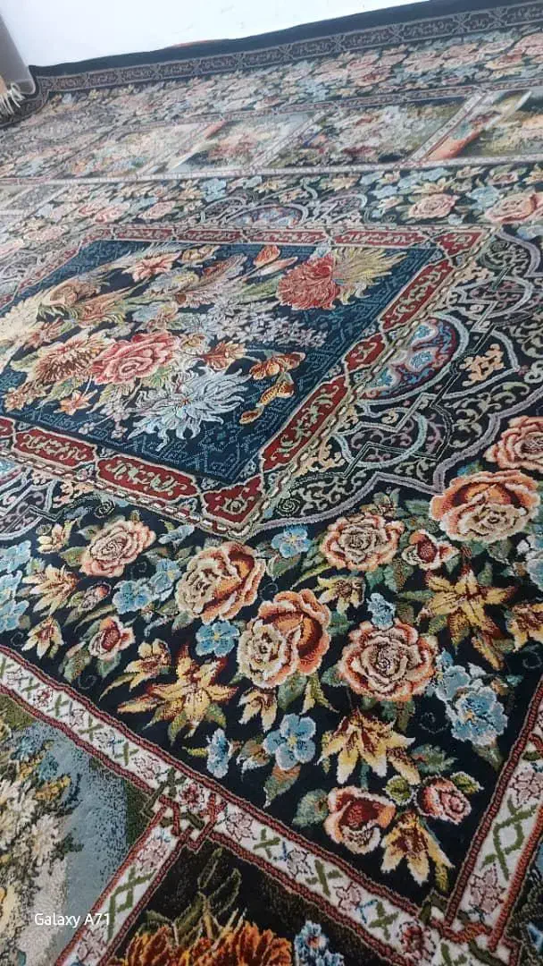 سه عدد فرش در حد نو|فرش|رشت, پل تالشان|دیوار