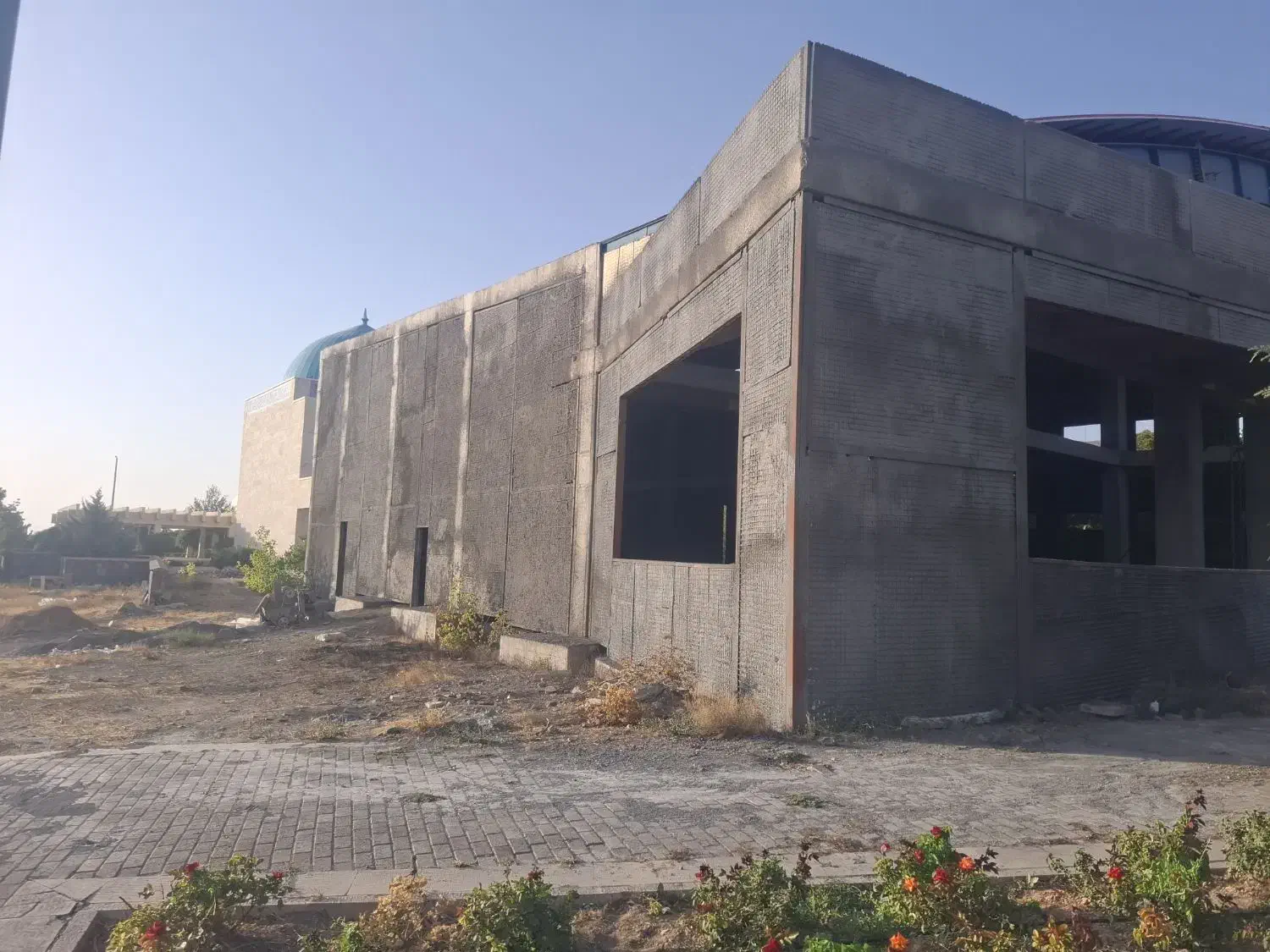 سیمانکاری داریم بنا میخوام سیمانکار|استخدام معماری، عمران و ساختمانی|زنجان, |دیوار