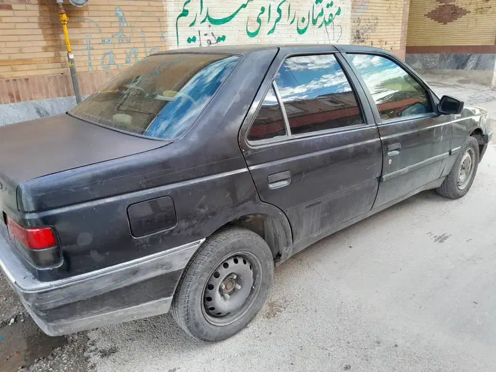 پژو سالم و روشن مدل ۱۳۷۷. اوراق برای میکانیک ها|خودرو سواری و وانت|ایذه, |دیوار