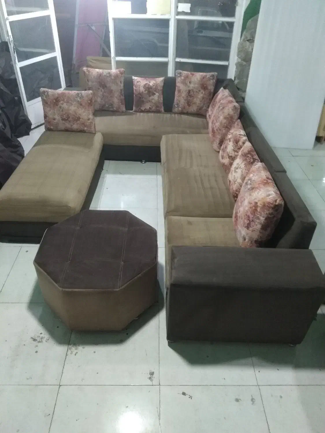 سه دست مبل راحتی تمیز ، مناسب جهیزیه|مبلمان خانگی و میز عسلی|کرمان, |دیوار