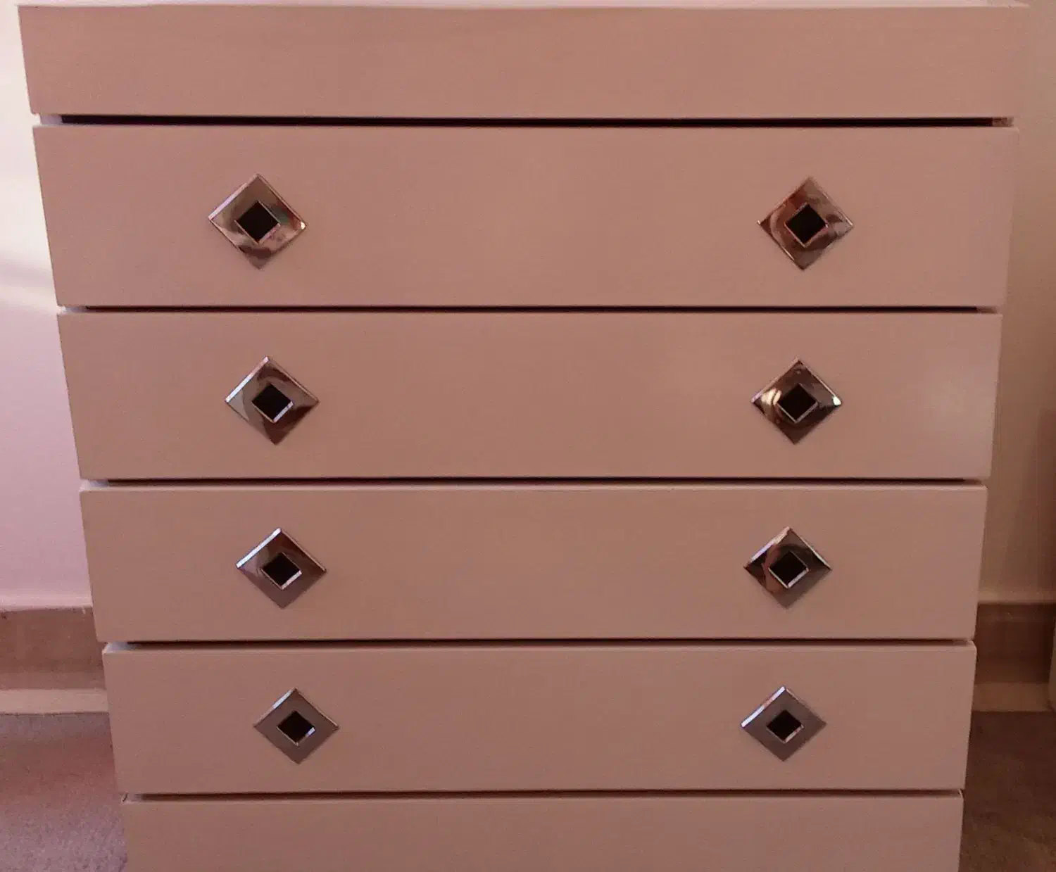 سرویس خواب یکنفره با تشک|تخت و سرویس خواب|بومهن, |دیوار