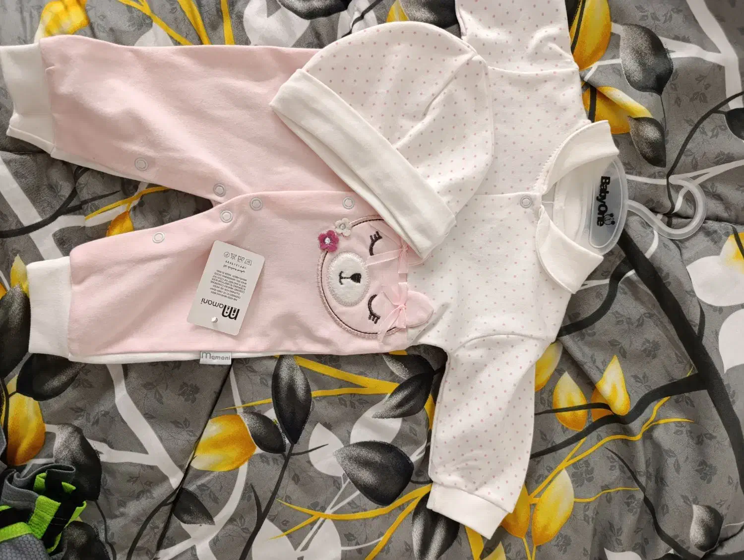 سرهمی نوزاد|کفش و لباس بچه|پردیس, فاز ۱۱|دیوار