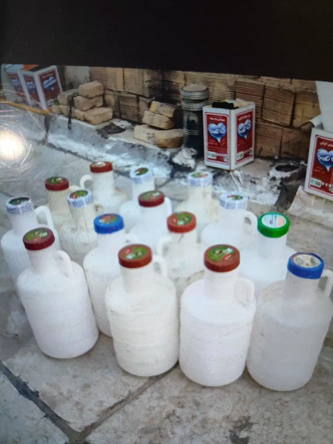 دبه خیارشور|ظروف نگهدارنده، پلاستیکی، یکبارمصرف|قم, نیروگاه|دیوار