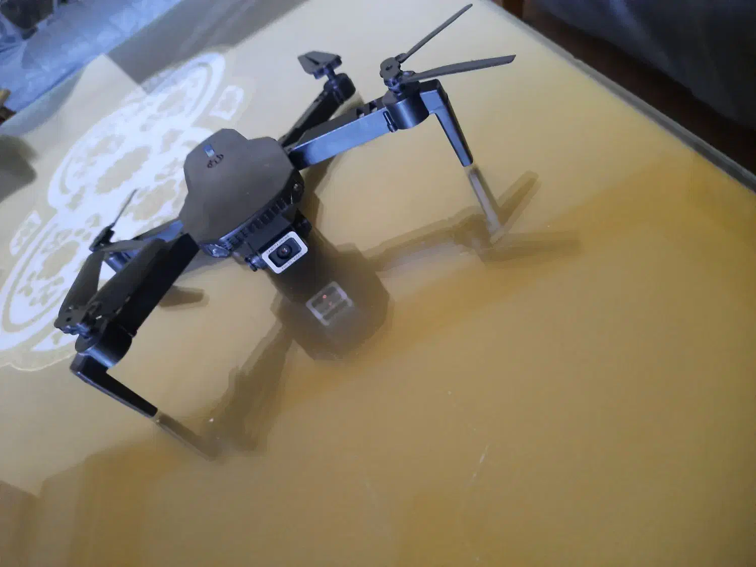 کوادکوپتر e88pro بدون کار کرد|دوربین عکاسی و فیلمبرداری|ارومیه, |دیوار