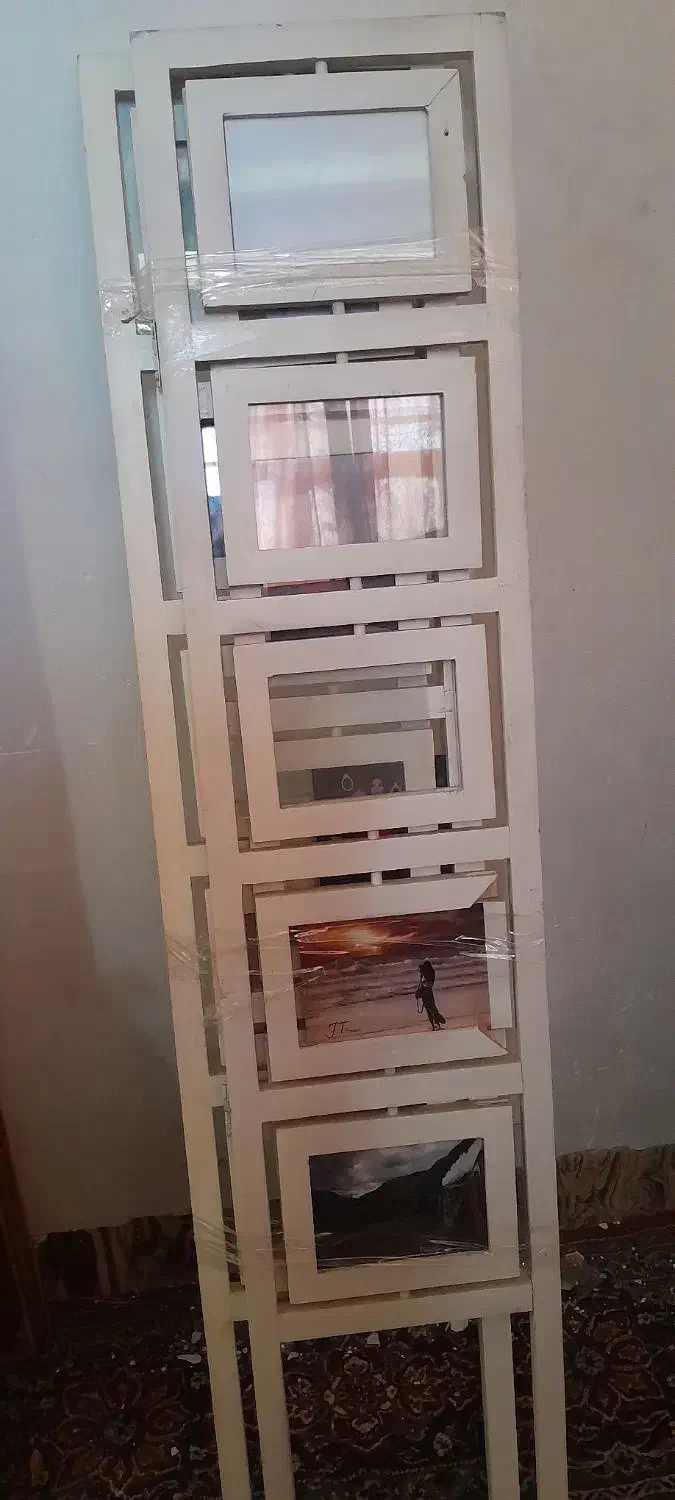 جاکفشی.قاب عکس .صندلی چرخدار|جاکفشی، کمد، دراور|آرادان, |دیوار