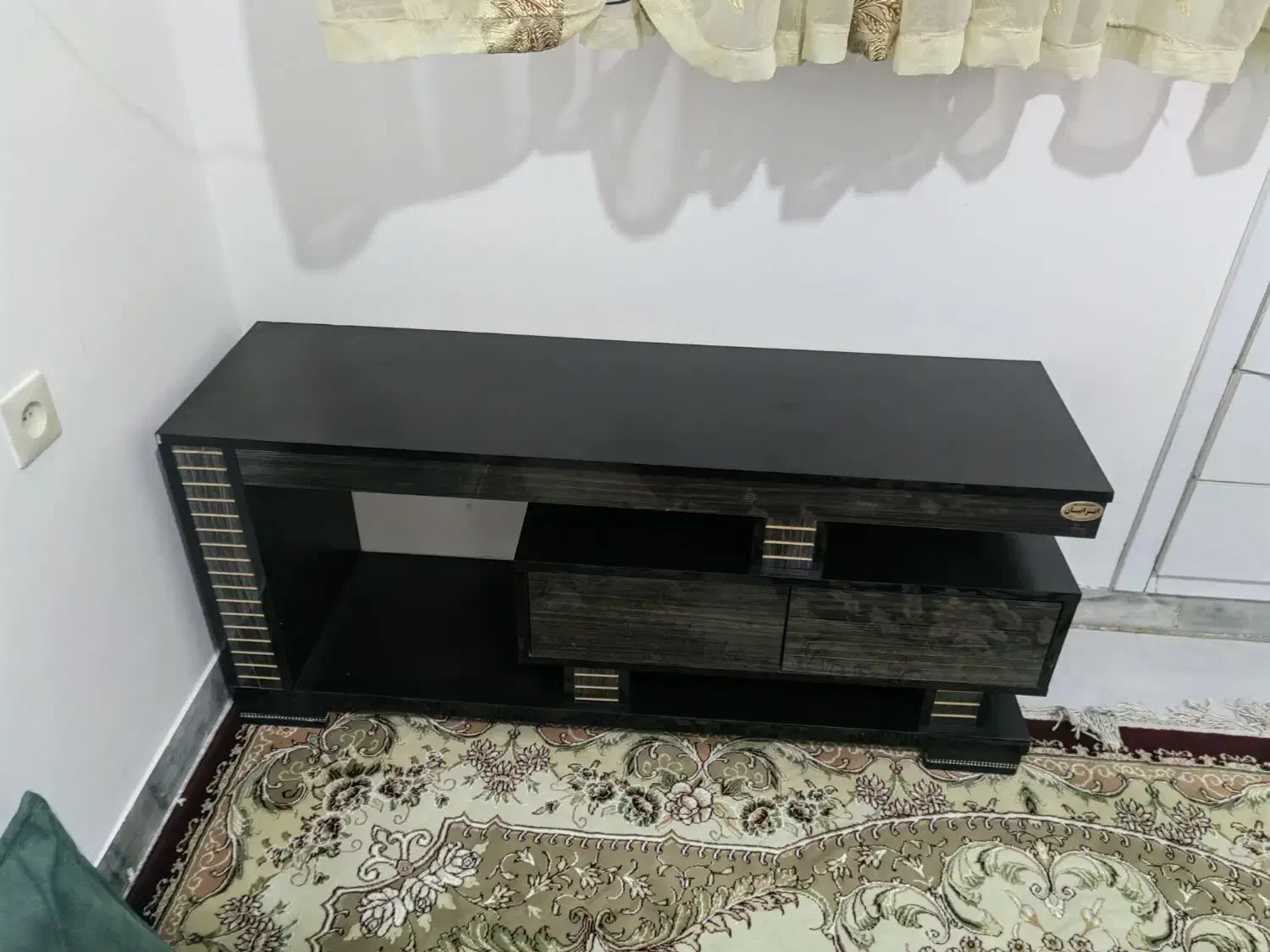 بوفه و میز تلویزیون|بوفه، ویترین، کنسول|زاهدان, |دیوار