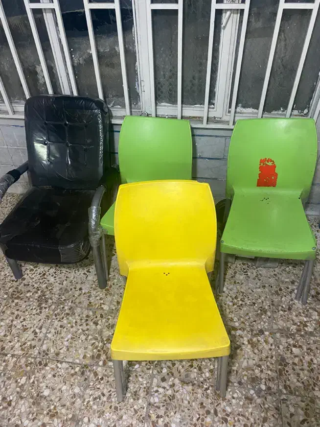 صندلی پلاستیکی|صندلی و نیمکت|ماهدشت, |دیوار