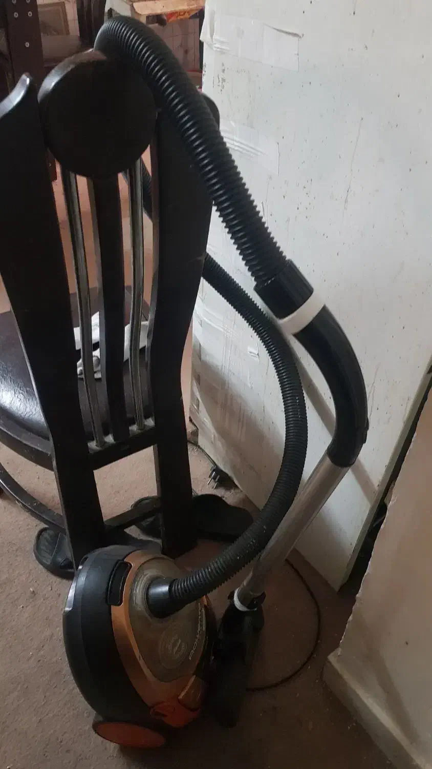 جارو برقی کوچک با کیسه دائمی و نیاز به تعمیر|جاروبرقی، جارو شارژی، بخارشو|تهران, فرحزاد|دیوار