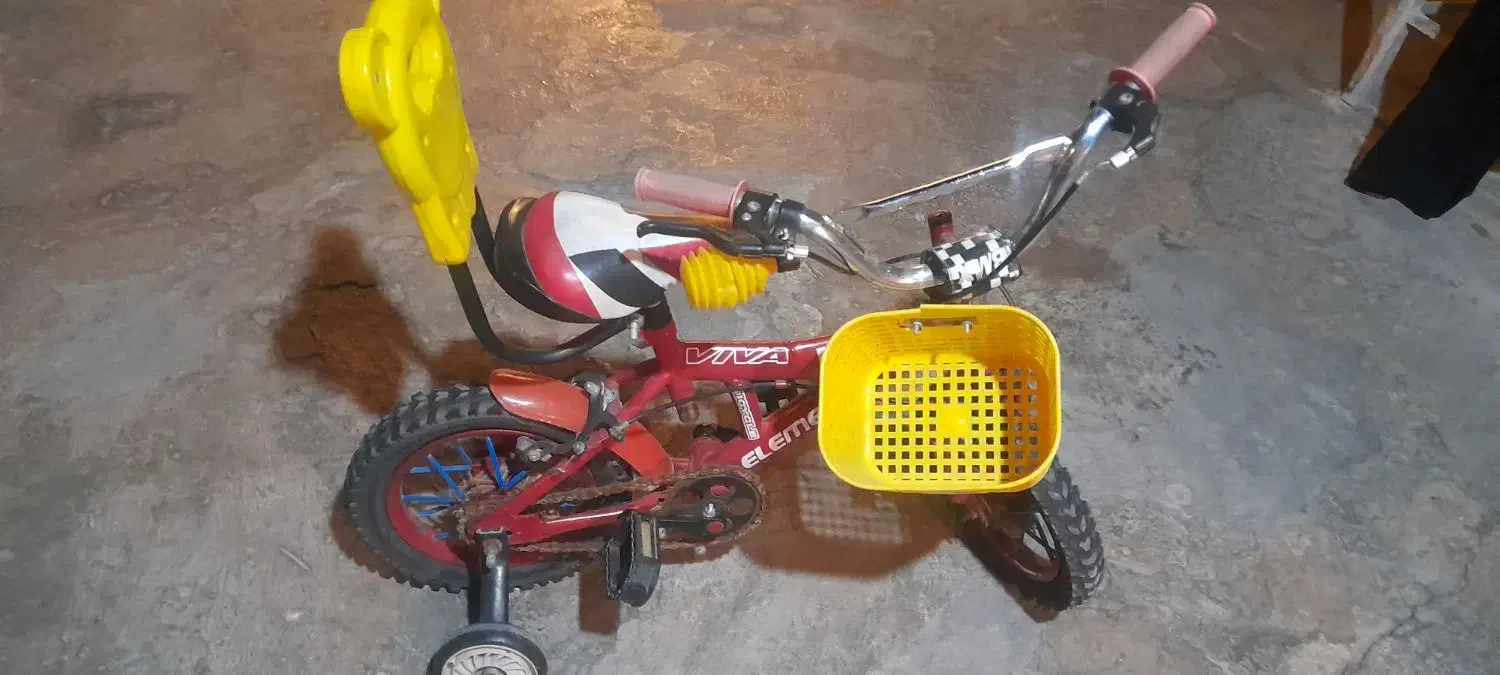 دوچرخه کوچک .برا بچه ۲ساله تا ۶یا۷ ساله .سالم|دوچرخه، اسکیت، اسکوتر|دهدشت, |دیوار