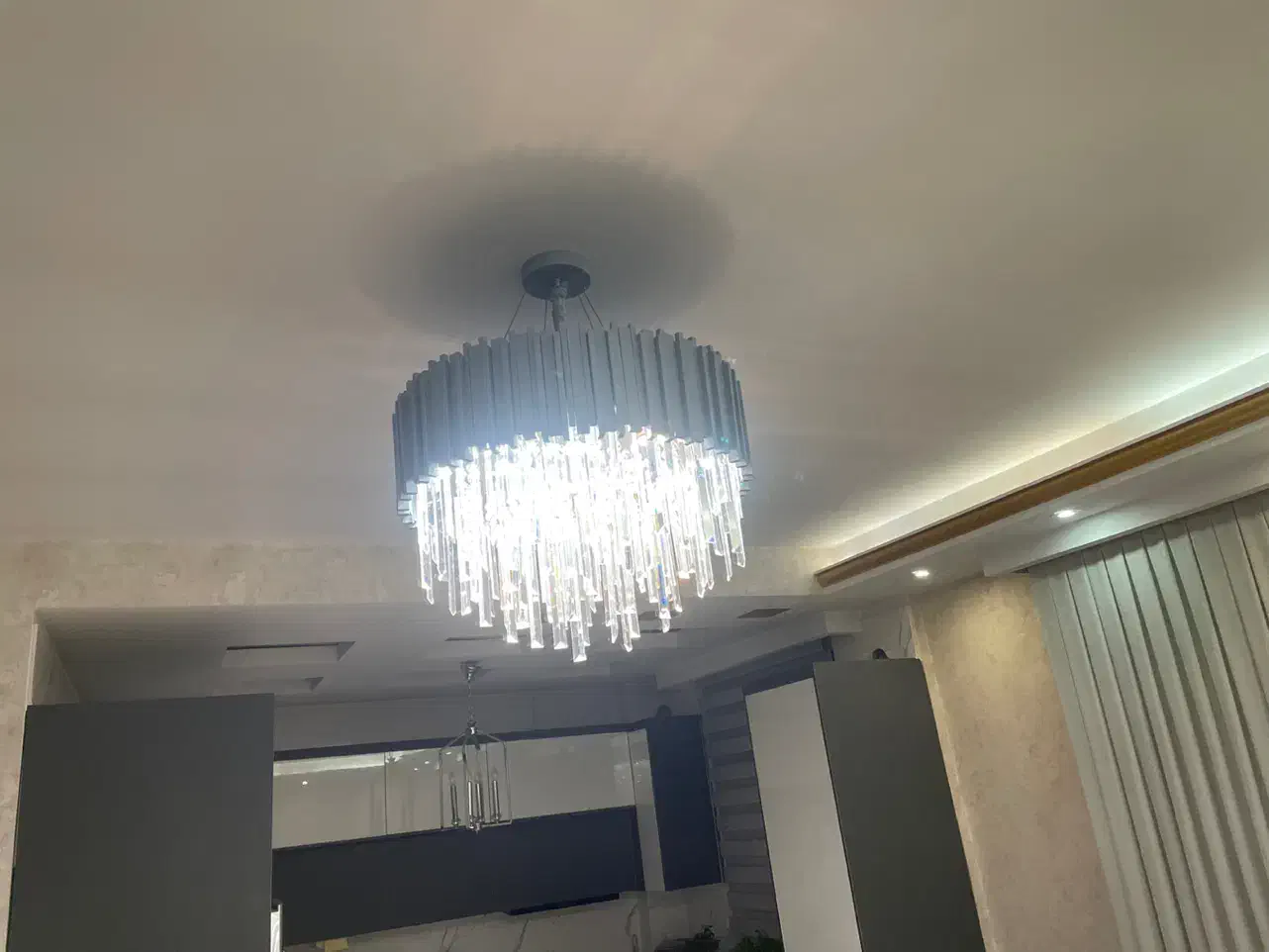 لوستر کریستال|لوستر و چراغ آویز|تهران, نیروی هوایی (پیروزی)|دیوار