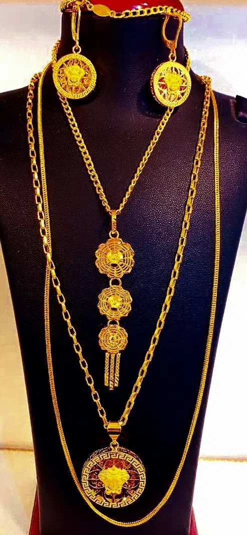 انگشتر طلا و زنجیر طلا و تک دست طلا و مدال طلا|جواهرات|عسلویه, |دیوار