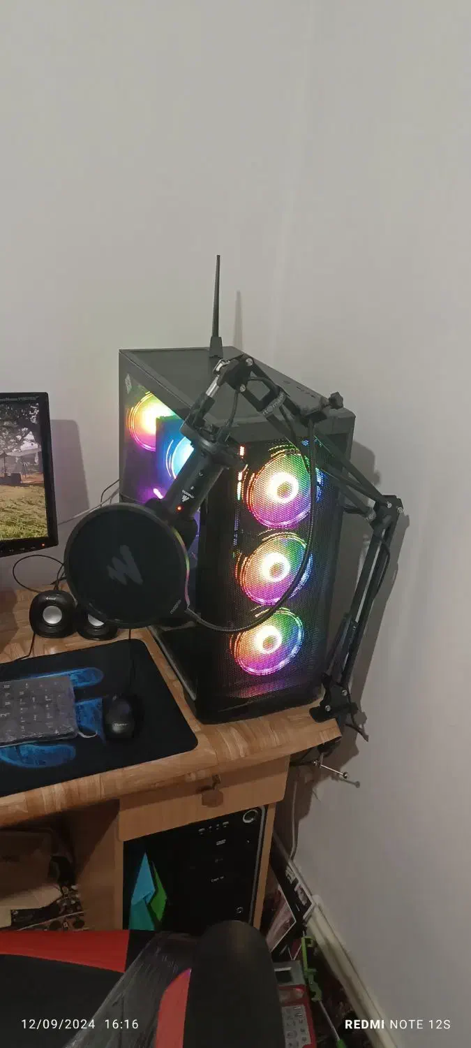 کیس قوی رندر|رایانه رومیزی|تبریز, |دیوار