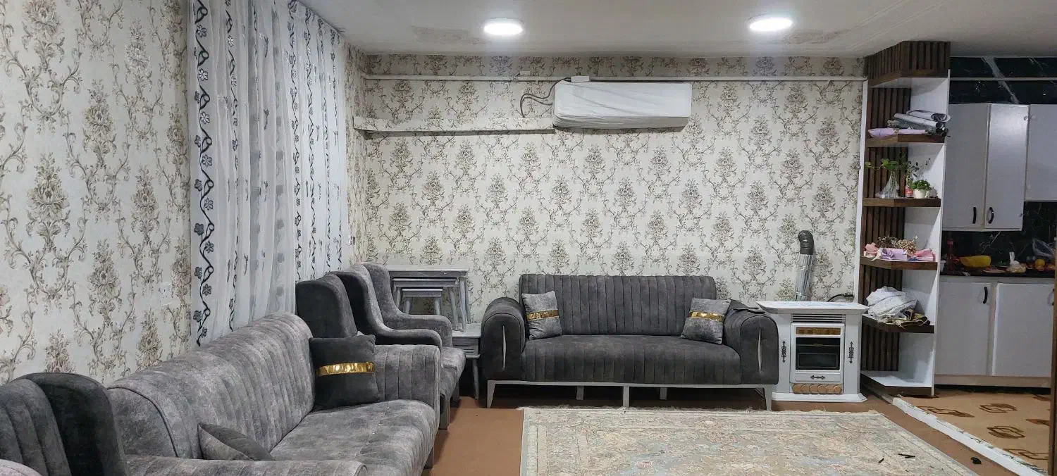 فروش طبقه بالا ویلایی پانصد دستگاه شهرک معلم|فروش خانه و ویلا|دوگنبدان, |دیوار