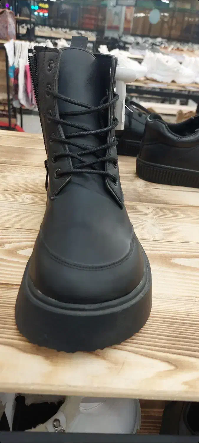 بوت ونیم بوت ۴۵۰،۶۰۰|کیف، کفش، کمربند|مشهد, کوشش|دیوار