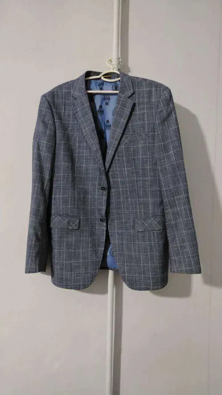 مانتو و کت و شلوار نو و در حد نو|لباس|نورآباد, |دیوار