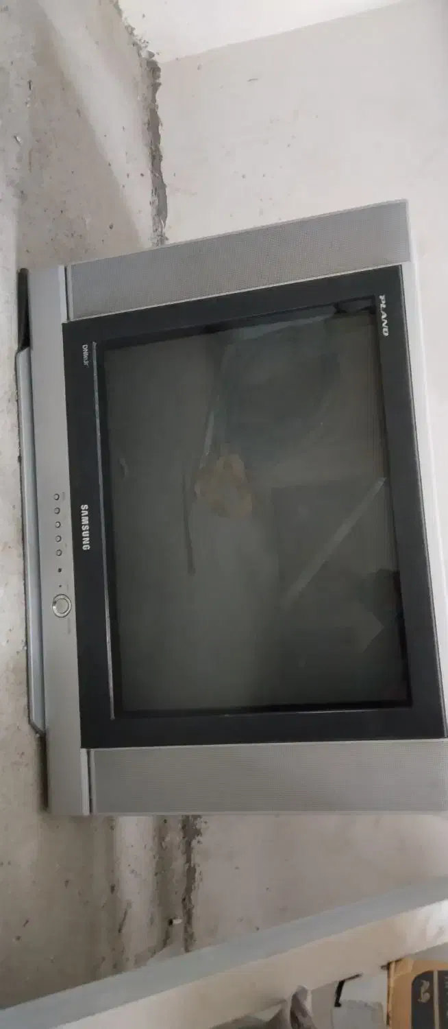 کارکرد در حدی نو|تلویزیون و پروژکتور|خرمدره, |دیوار