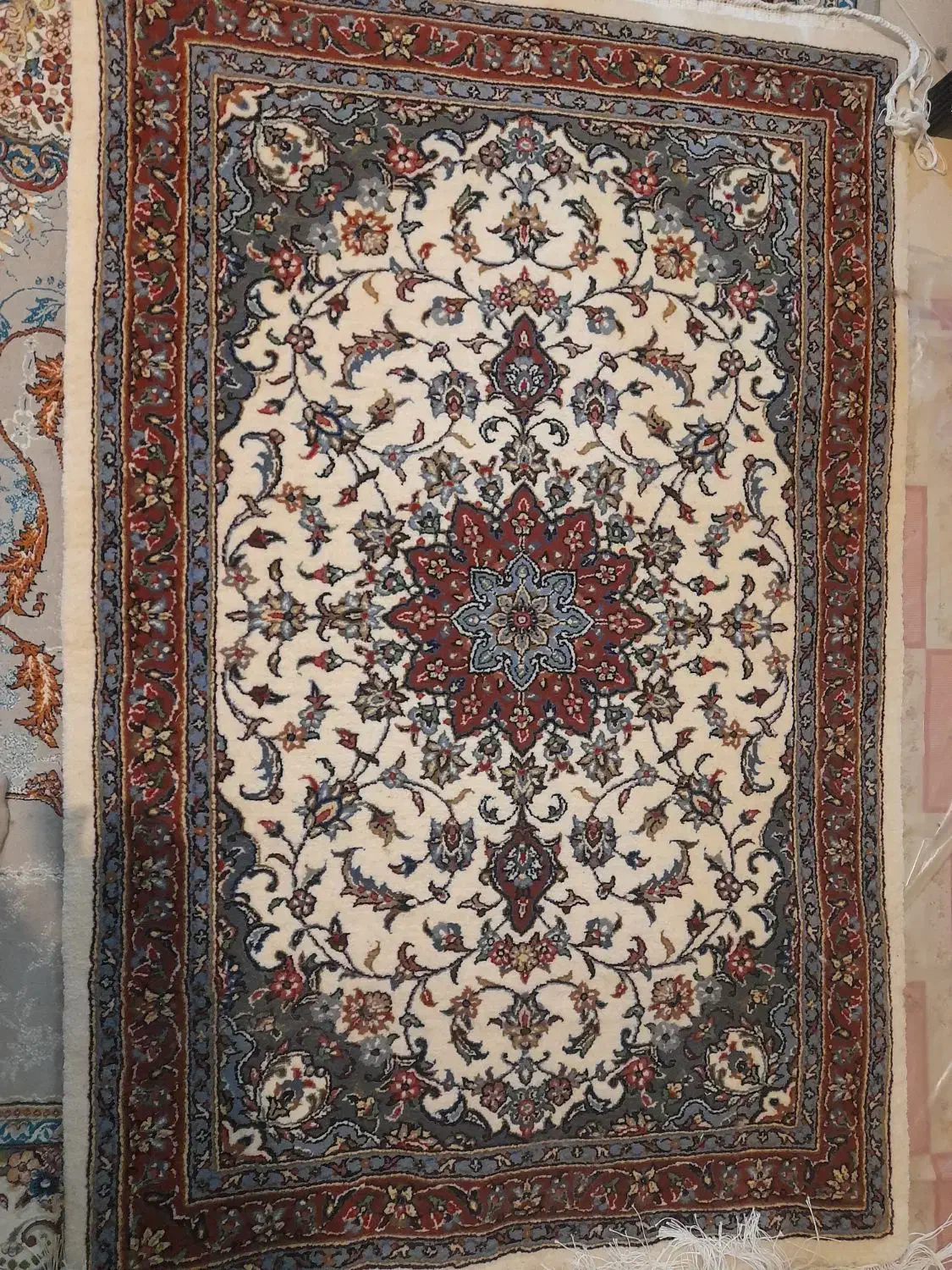 فرش زرع ونیم۱۲۰رج ،۱۶۰|فرش|اراک, |دیوار